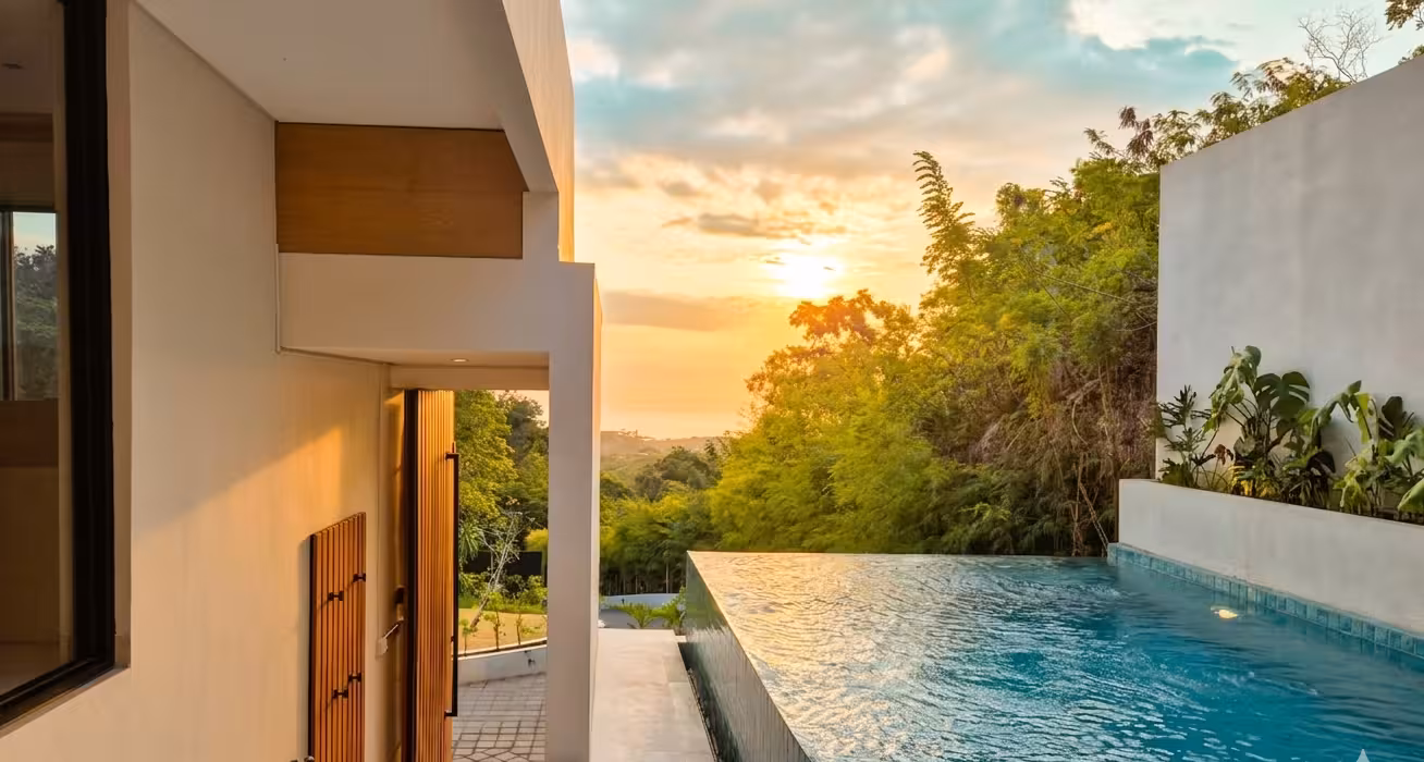 Amethyst Villa panoramic ocean view